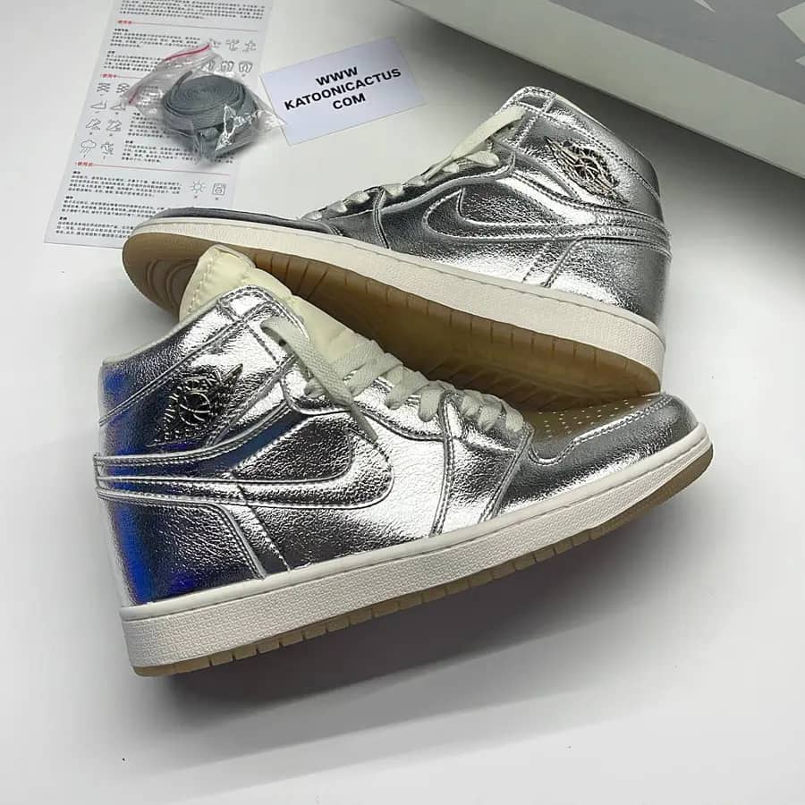 نایک ایر جردن وان ساقدار کروم NIKE AIR JORDAN 1 HIGH OG CHROOM