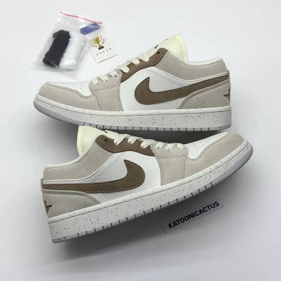 نایک ایرجردن وان لو لجند کرم قهوه ای NIKE AIR JORDAN 1 LOW LEGEND LIGHT BROWN
