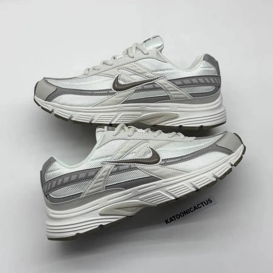نایک اینیشیتور سفید طوسی NIKE INITIATOR