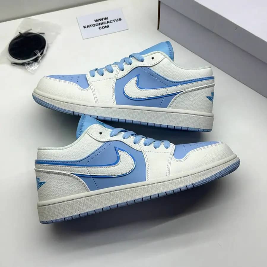 نایک ایر جردن وان لو ریورس آیس بلو NIKE AIR JORDAN 1 LOW REVERSE ICE BLUE