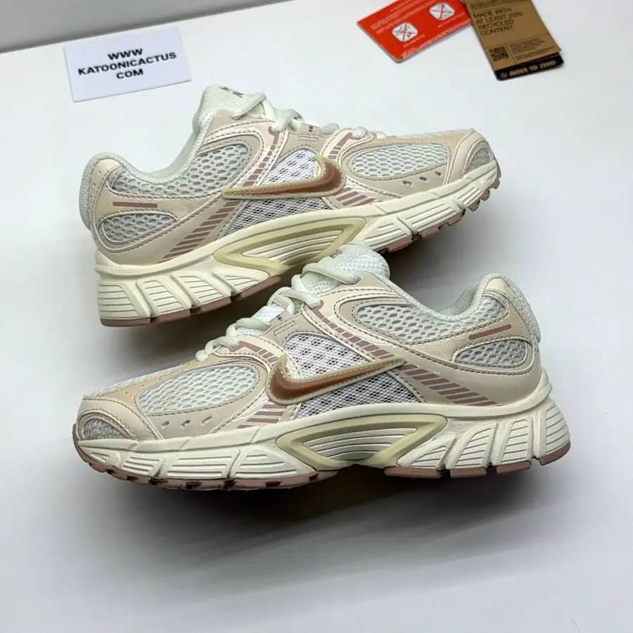 نایک وی فایو آر ان آر صورتی NIKE V5 RNR