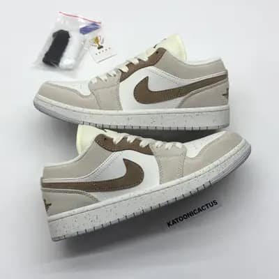 نایک ایرجردن وان لو لجند کرم قهوه ای NIKE AIR JORDAN 1 LOW LEGEND LIGHT BROWN