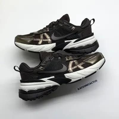 نایک وی تو کی قهوه ای NIKE V2K