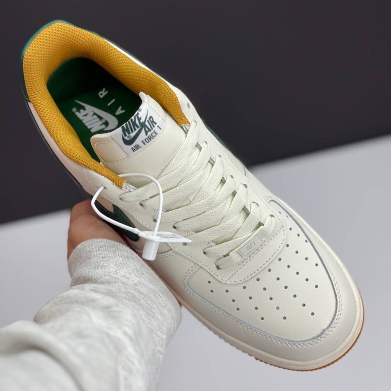 نایک ایرفورس وان کرم سبز NIKE AIR FORCE 1