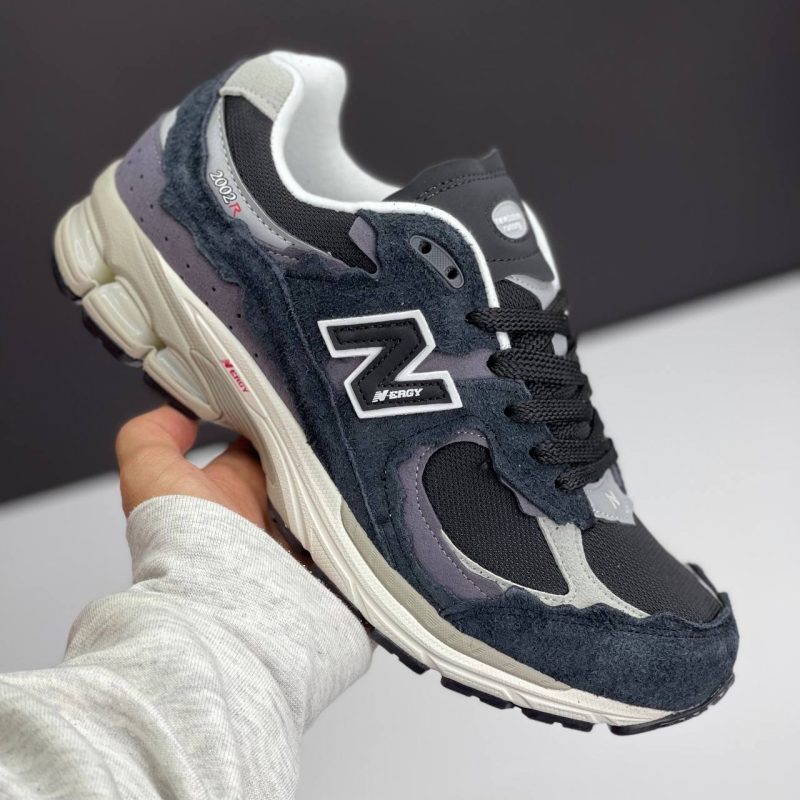 نیوبالانس 2002R مشکی NEW BALANCE 2002R