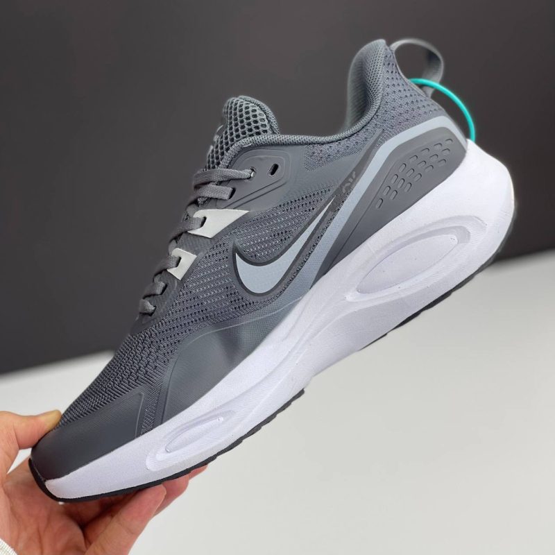 نایک ایر زوم وینفلو وی تو طوسی NIKE AIR ZOOM WINFLO 2