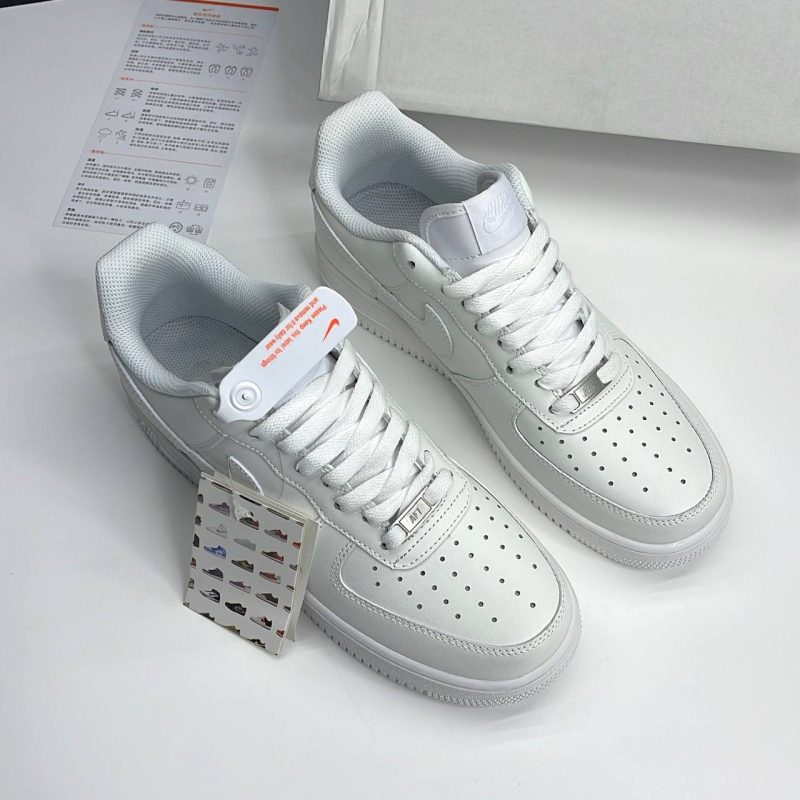 نایک ایرفورس وان سفید NIKE AIR FORCE 1