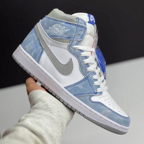 نایک ایر جردن وان ساقدار هایپر رویال سفید آبی NIKE AIR JORDAN 1 HIGH OG HYPER ROYAL