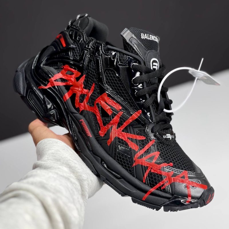 بالنسیاگا رانر مشکی قرمز BALENCIAGA RUNNER