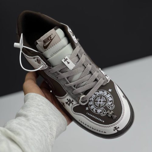 نایک اس بی دانک لو کروم هارتز قهوه ای NIKE SB DUNK LOW CHROME HEARTS