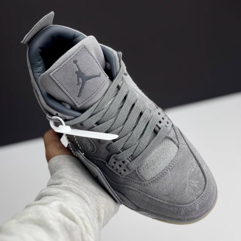 نایک ایر جردن فور کاز مستر کوالیتی طوسی روشن NIKE AIR JORDAN 4 KAWZ COOL GREY