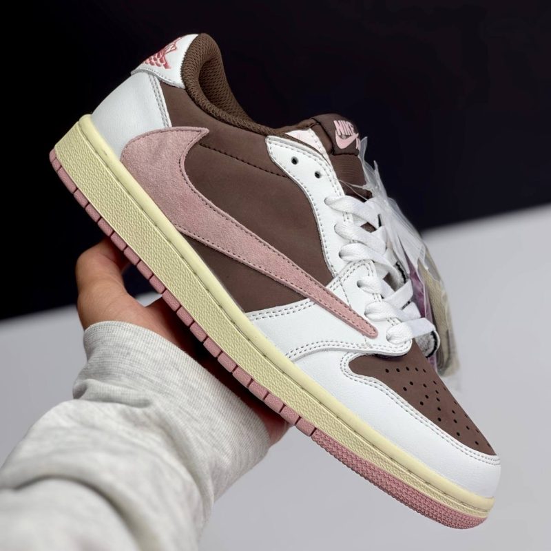 نایک ایر جردن وان لو تراویس اسکات قهوه ای صورتی NIKE AIR JORDAN 1 LOW TRAVIS SCOTT