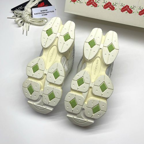 نیوبالانس 9060 طوسی سبز NEW BALANCE 9060