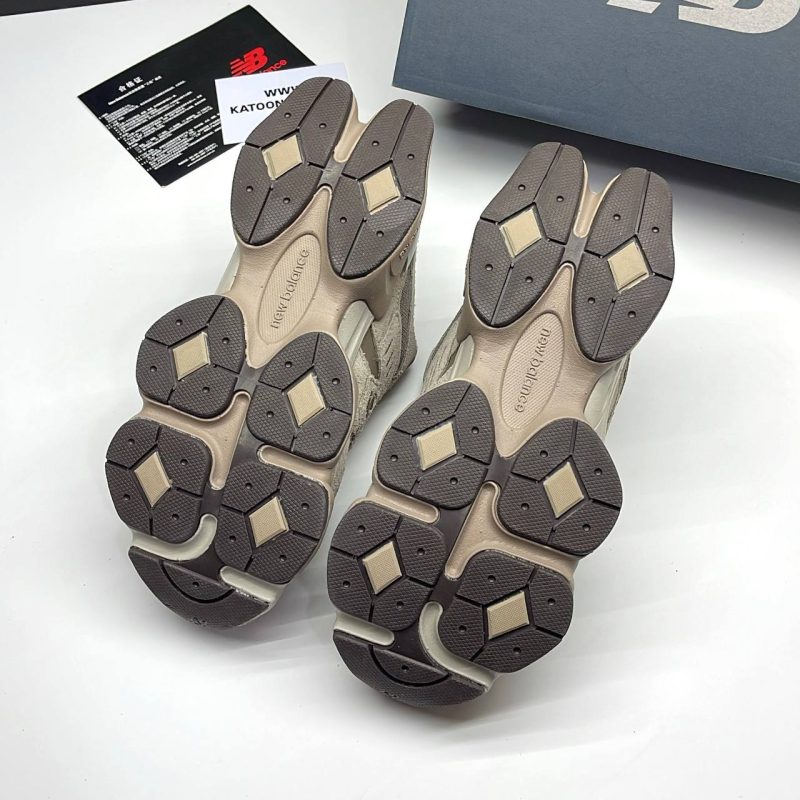 نیوبالانس 9060 نسکافه ای NEW BALANCE 9060