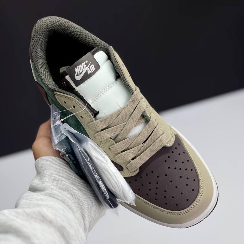 نایک ایر جردن وان لو تراویس اسکات سبز قهوه ای NIKE AIR JORDAN 1 LOW TRAVIS SCOTT