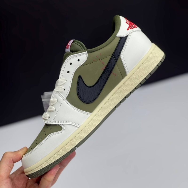 نایک ایر جردن وان لو تراویس اسکات مدیوم الیو NIKE AIR JORDAN 1 LOW TRAVIS SCOTT MEDIUM OLIVE