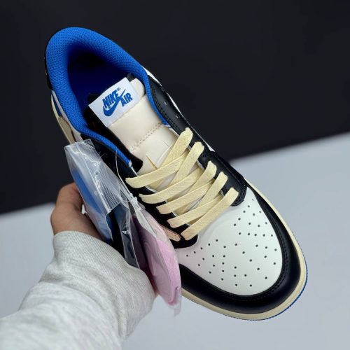 نایک ایر جردن 1 لو تراویس اسکات فرگمنت NIKE AIR JORDAN 1 LOW TRAVIS SCOTT FRAGMENT