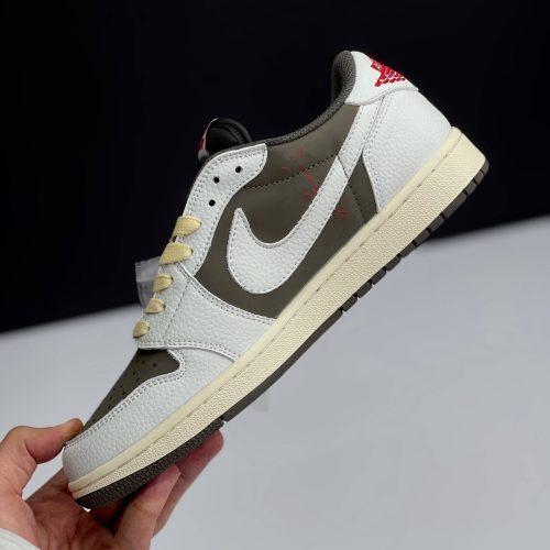 نایک ایر جردن 1 لو تراویس اسکات ریورس موکا NIKE AIR JORDAN 1 LOW TRAVIS SCOTT REVERSE MOCHA