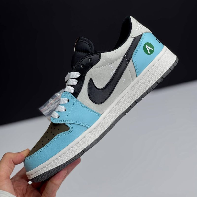 نایک ایر جردن 1 لو تراویس اسکات بی ام و NIKE AIR JORDAN 1 LOW TRAVIS SCOTT BMW