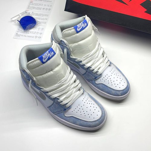 نایک ایر جردن وان ساقدار هایپر رویال سفید آبی NIKE AIR JORDAN 1 HIGH OG HYPER ROYAL