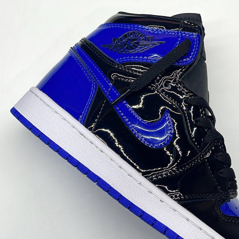 نایک ایر جردن وان ساقدار ورنی پتنت رویال آبی مشکی NIKE AIR JORDAN 1 RETRO HIGH OG PATENT ROYAL