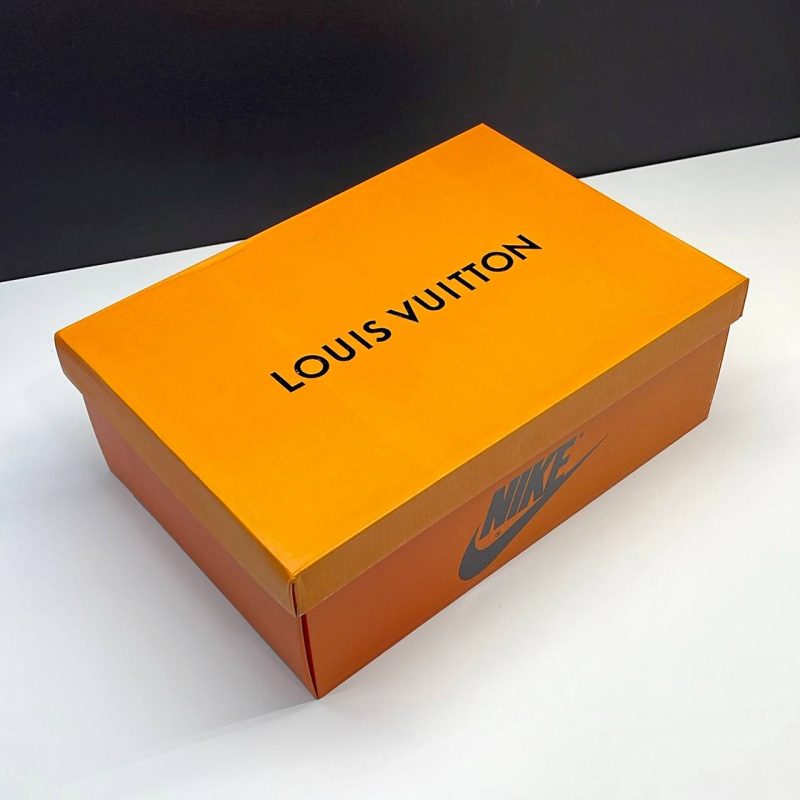 نایک ایر جردن وان لو تراویس اسکات لویی ویتون NIKE AIR JORDAN 1 LOW TRAVIS SCOTT X LOUIS VUITTON