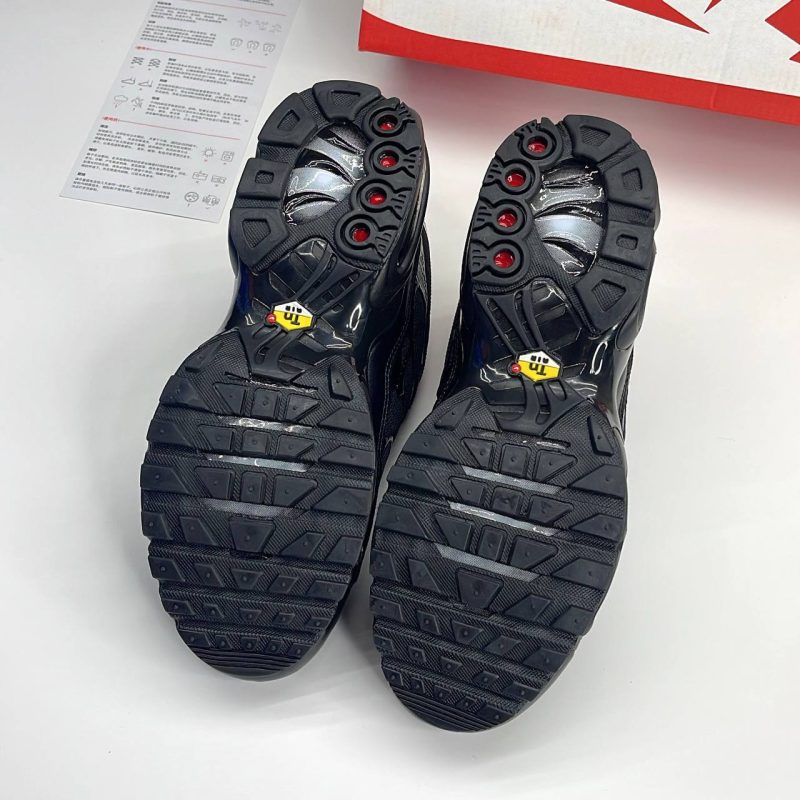 نایک ایرمکس پلاس تی ان مشکی NIKE AIR MAX PLUS TN
