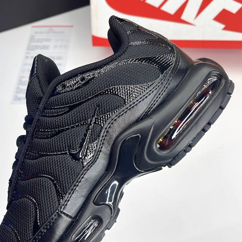 نایک ایرمکس پلاس تی ان مشکی NIKE AIR MAX PLUS TN