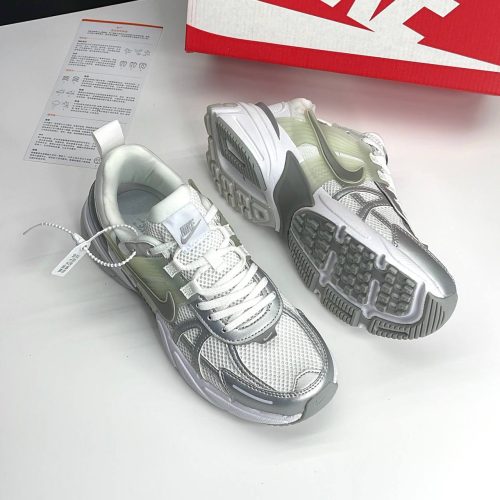 نایک وی تو کی سفید نقره ای NIKE V2K