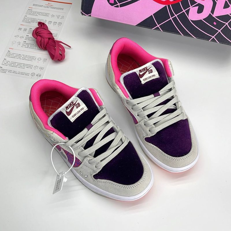 نایک اس بی دانک لو اسپایدرمن NIKE SB DUNK LOW SPIDER-MAN