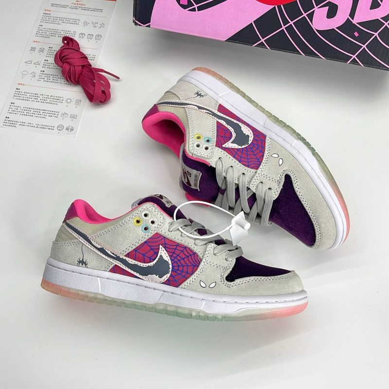 نایک اس بی دانک لو اسپایدرمن NIKE SB DUNK LOW SPIDER-MAN