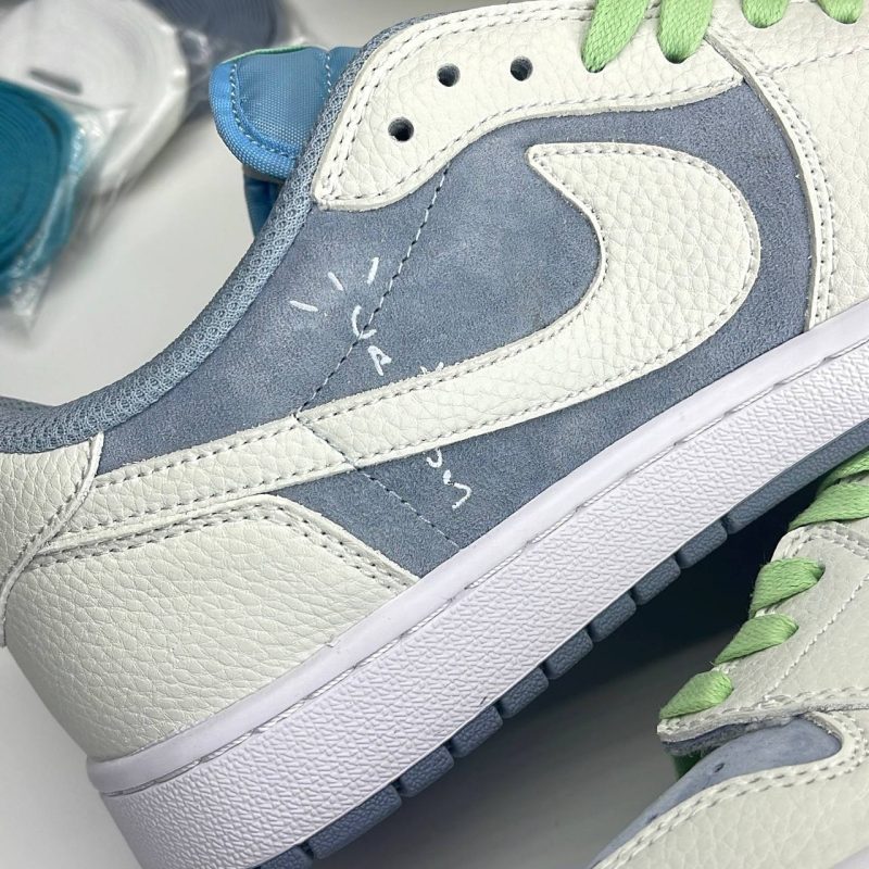 نایک ایر جردن وان لو تراویس اسکات آبی سفید سوئد NIKE AIR JORDAN 1 LOW TRAVIS SCOTT
