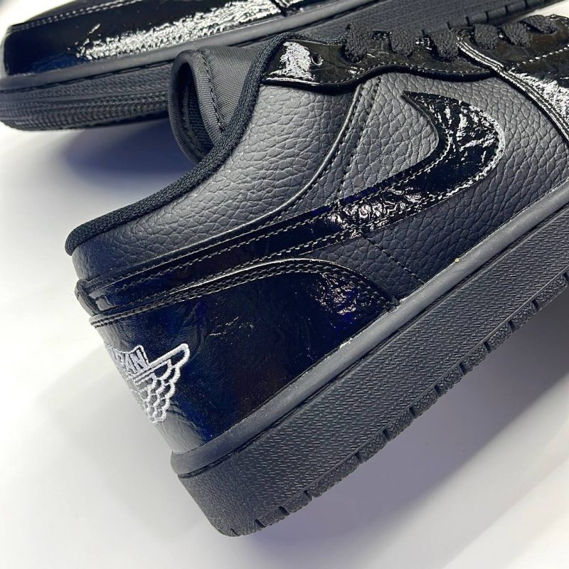 نایک ایر جردن وان لو پتنت الفنت بلک NIKE AIR JORDAN 1 LOW PATENT ELEPHANT BLACK