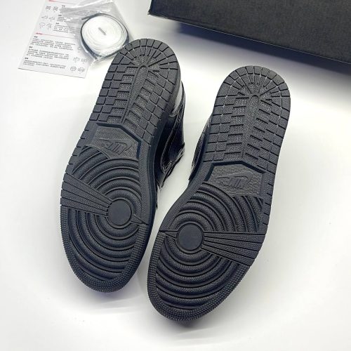 نایک ایر جردن وان لو پتنت الفنت بلک NIKE AIR JORDAN 1 LOW PATENT ELEPHANT BLACK