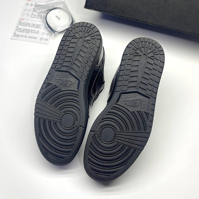 نایک ایر جردن وان لو پتنت الفنت بلک NIKE AIR JORDAN 1 LOW PATENT ELEPHANT BLACK