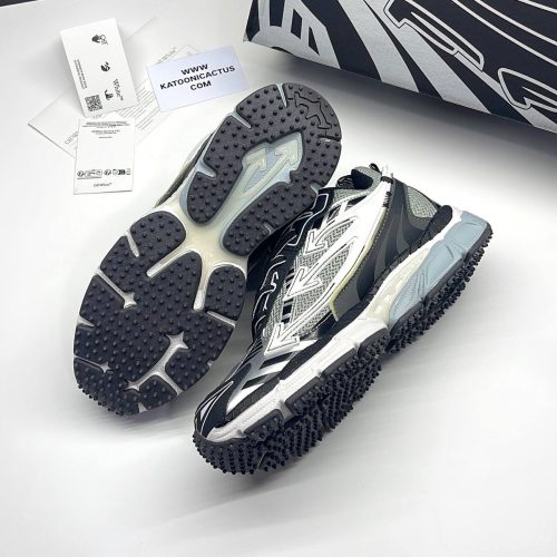 آف وایت بی رایت بک مشکی سفید OFF WHITE BE RIGHT BACK