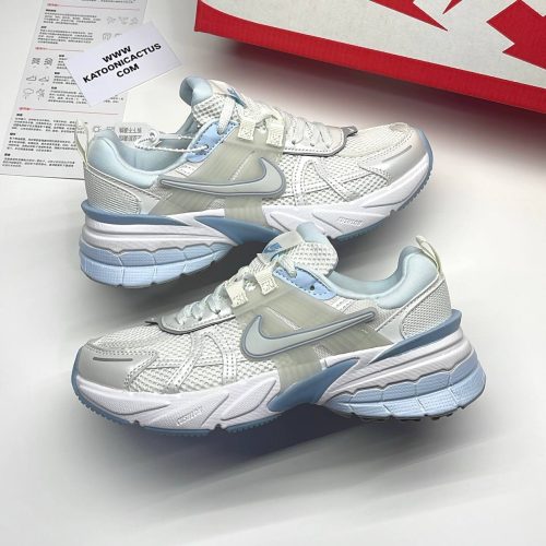 نایک وی تو کی سفید آبی NIKE V2K