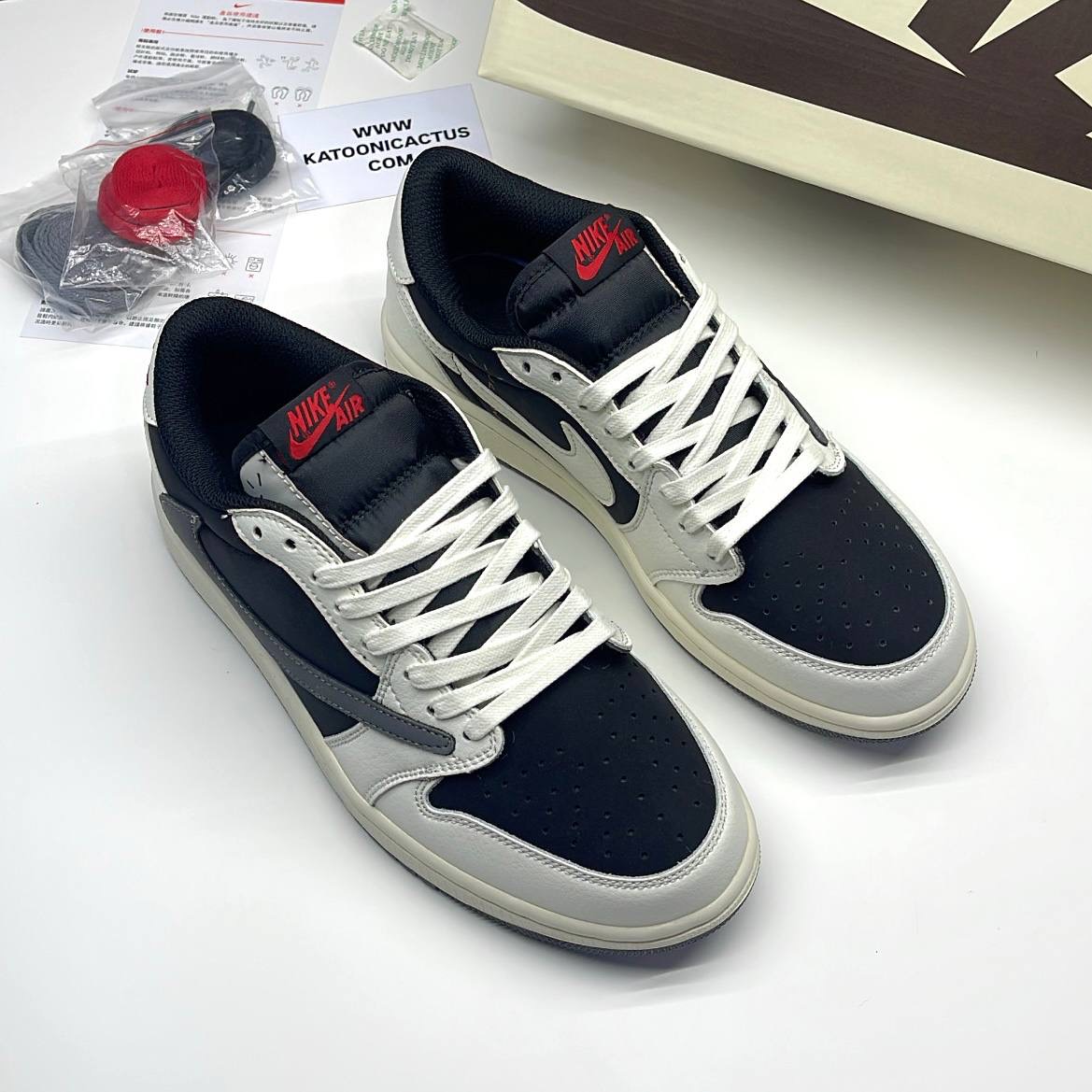 نایک ایر جردن وان لو تراویس کرم طوسی NIKE AIR JORDAN 1 LOW TRAVIS SCOTT