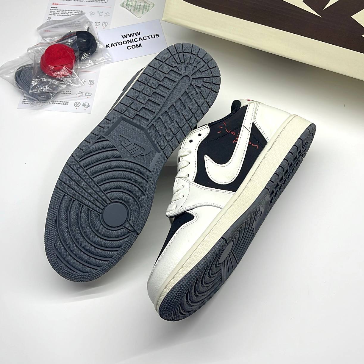 نایک ایر جردن وان لو تراویس کرم طوسی NIKE AIR JORDAN 1 LOW TRAVIS SCOTT