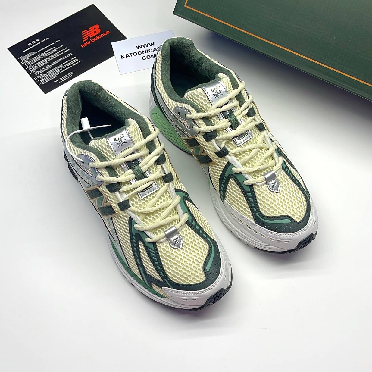 نیوبالانس 1906R کرم سبز NEW BALANCE 1906R