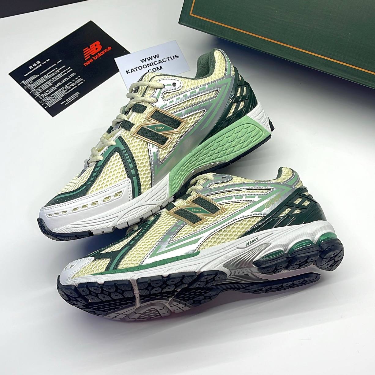 نیوبالانس 1906R کرم سبز NEW BALANCE 1906R