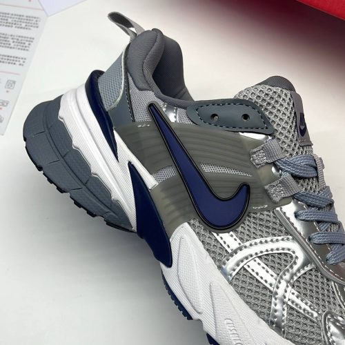 نایک وی تو کی طوسی سورمه ای NIKE V2K