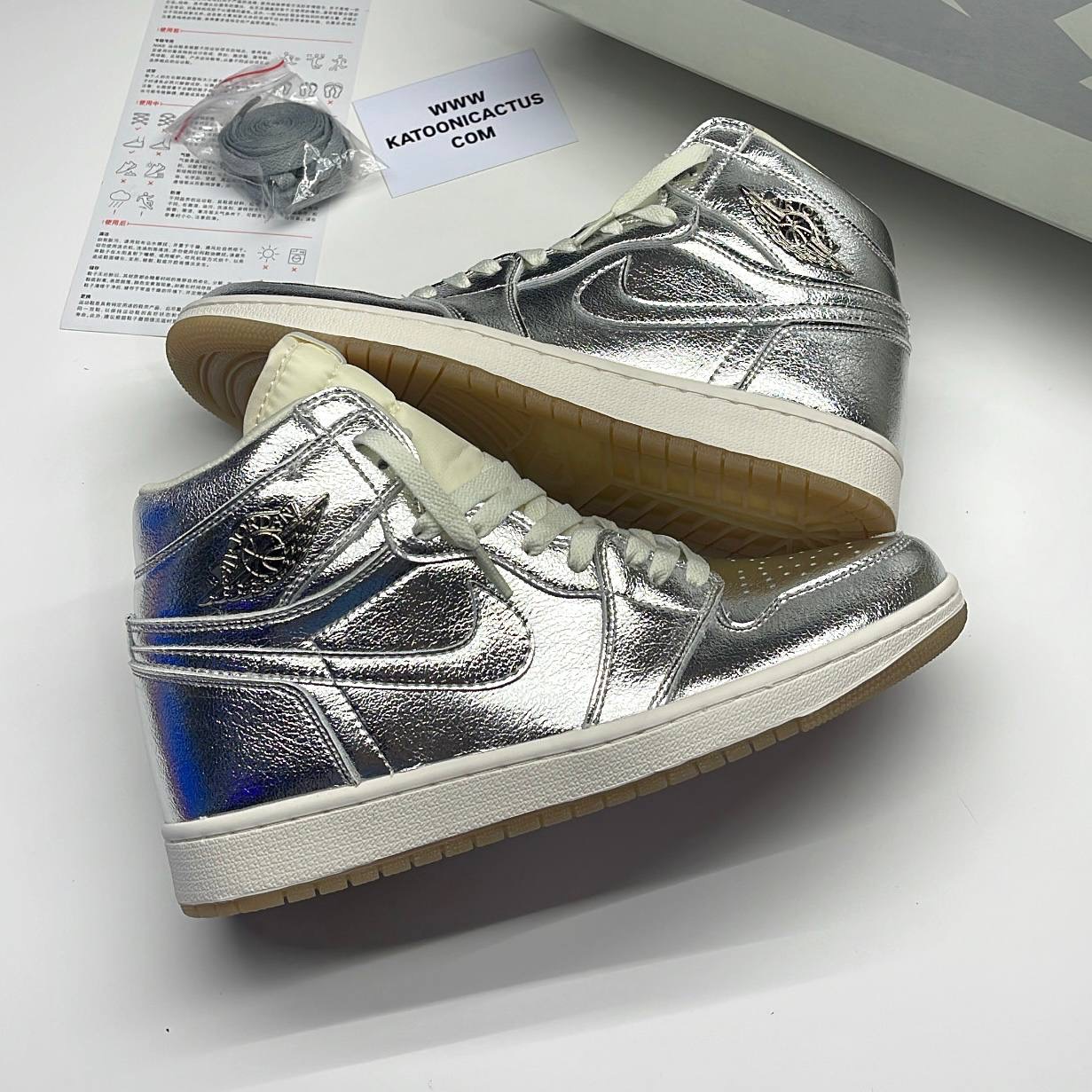 نایک ایر جردن وان ساقدار کروم NIKE AIR JORDAN 1 HIGH OG CHROOM