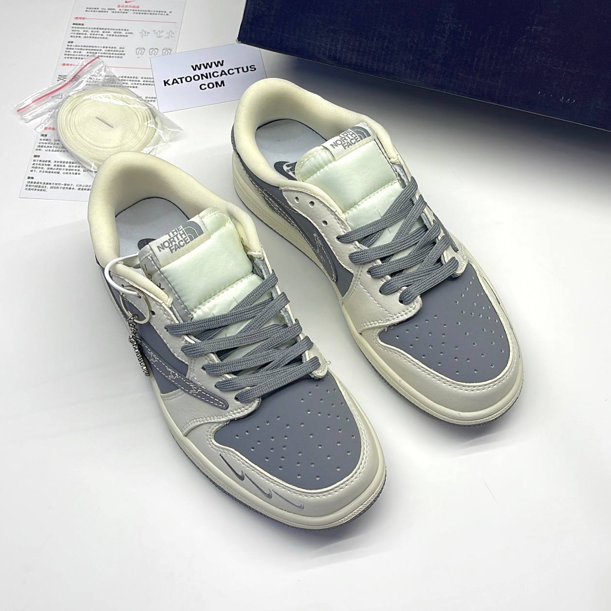 نایک ایر جردن وان لو تراویس اسکات نورث فیس NIKE AIR JORDAN 1 LOW TRAVIS SCOTT X NORTH FACE